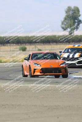 media/Sep-14-2025-Speed Ventures (Sun) [[b2951cd086]]/Orange/Session 2 (Grapevine)/